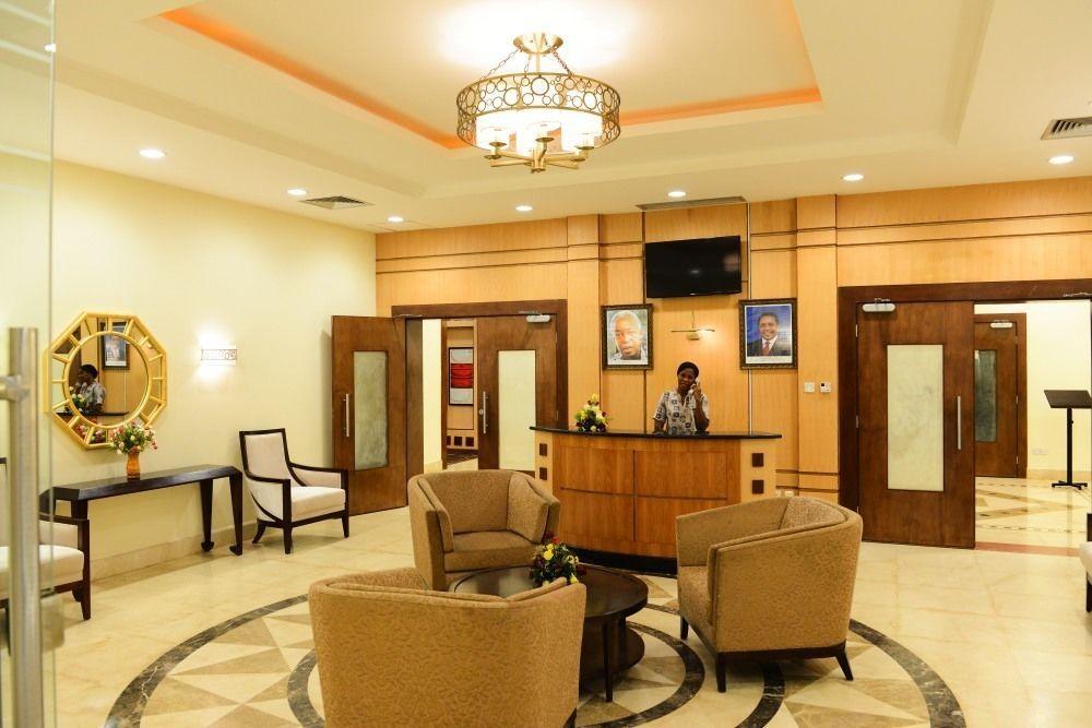 Ledger Plaza Bahari Beach ダル・エス・サラーム エクステリア 写真
